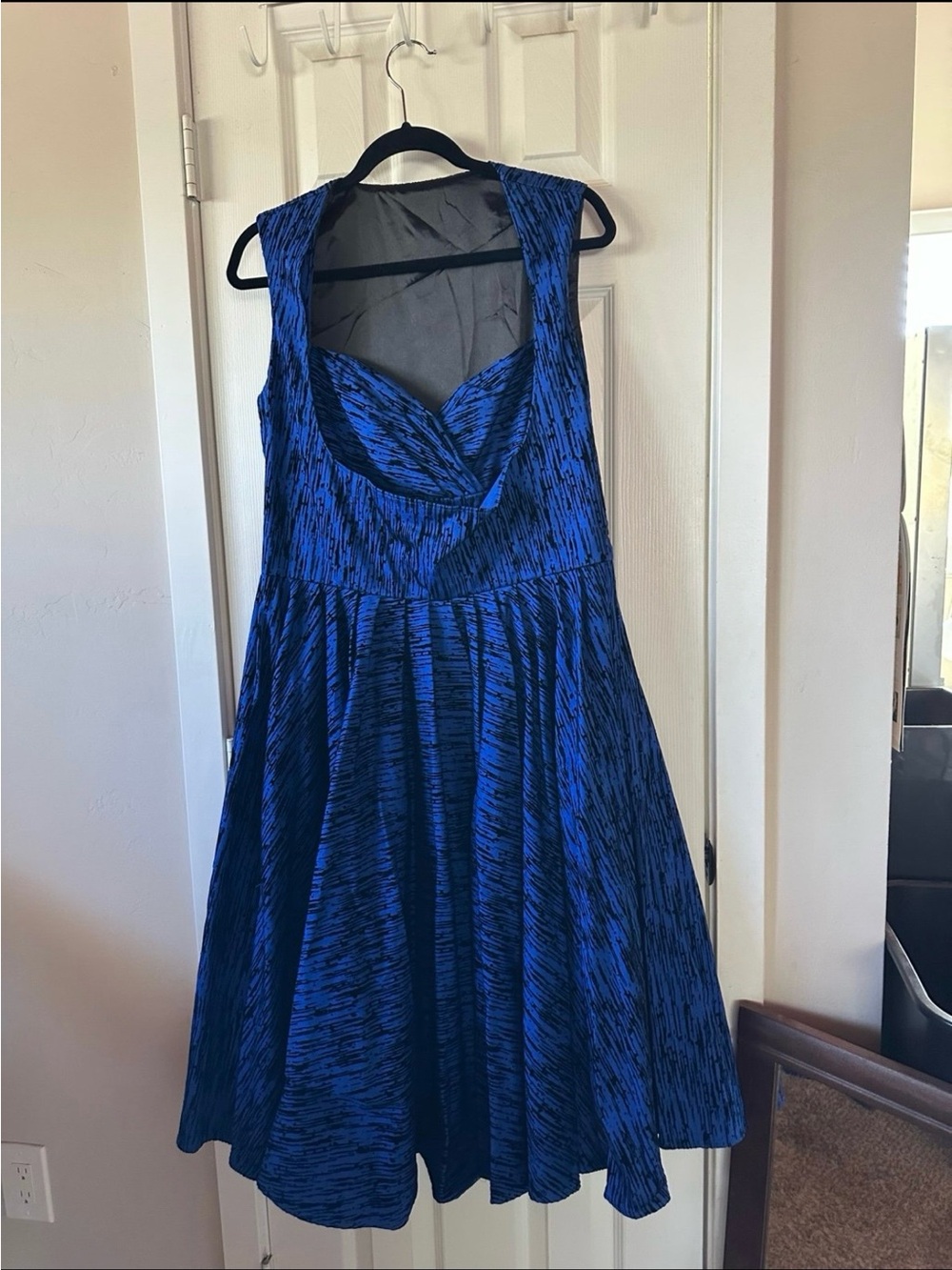 Blue Sleeveless Fit & Flare Midi Dress with Textured Print